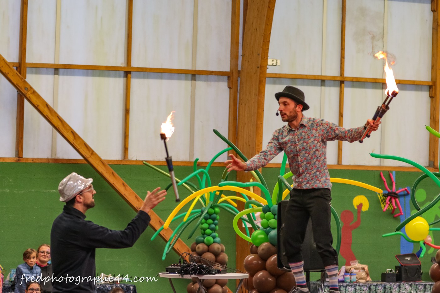 Bagongo, spectacle de la compagnie Conta Quattro